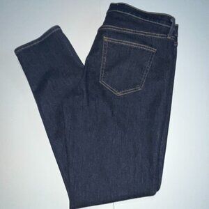 Gap Women’s Sz. 34W (31L) Real Straight 1969 Stretch Dark Blue Jeans 34W 31L